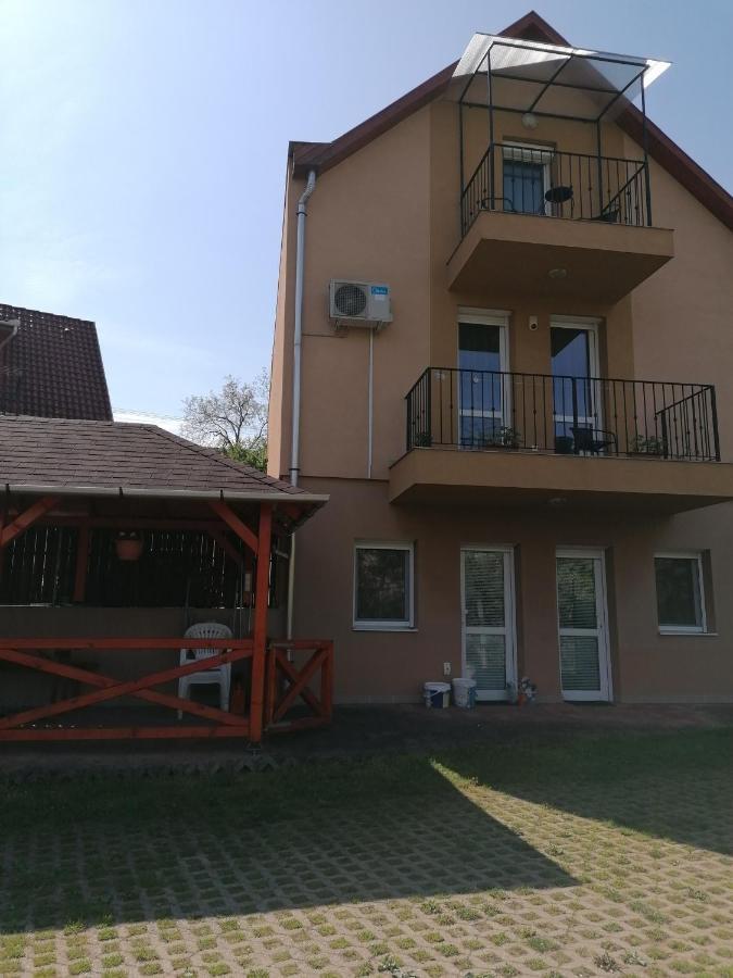אגר Zita Apartman מראה חיצוני תמונה
